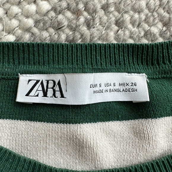 Zara Long Sleeve Crop - Picture 2 of 2